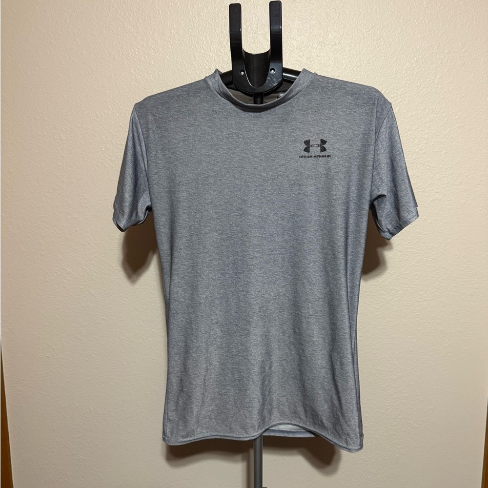 Under Armour‎ Men's Heather Gray Short Sleeve Tee
